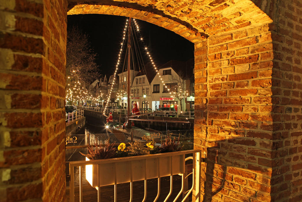 Hotel Zur Muehle Buxtehude Exterior photo
